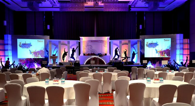 CORPORATE EVENTS & SEMINARS